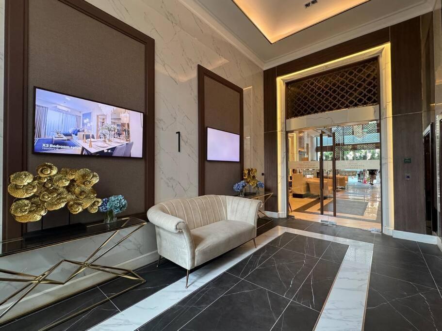 African Delight In Astra Sky River Apartamento