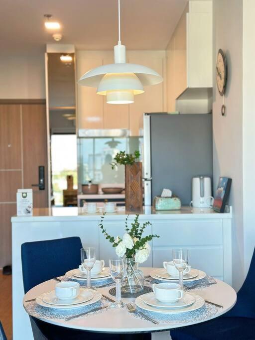 African Delight In Astra Sky River Apartamento Chiang Mai